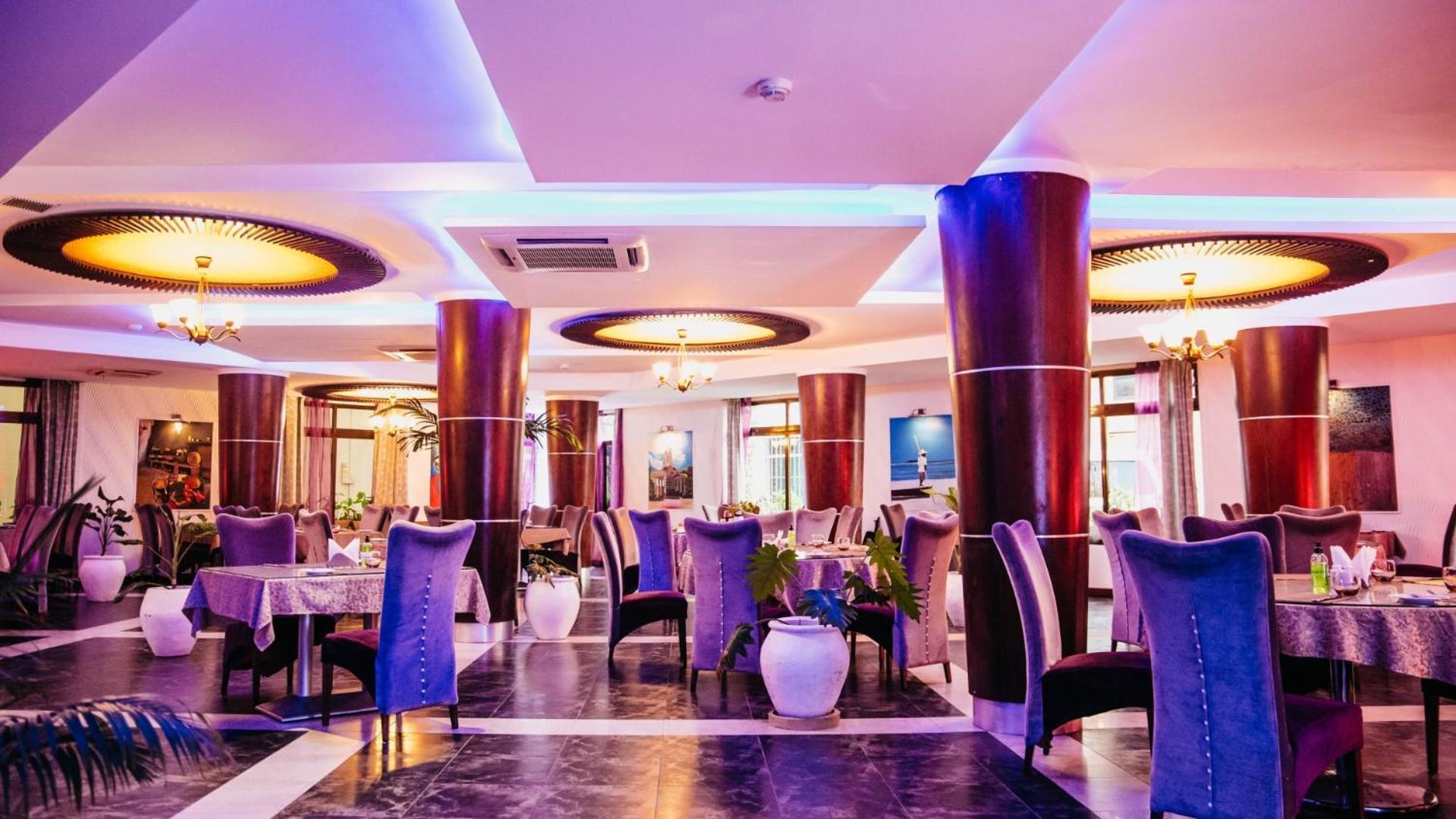 Peninsula Готель 4*