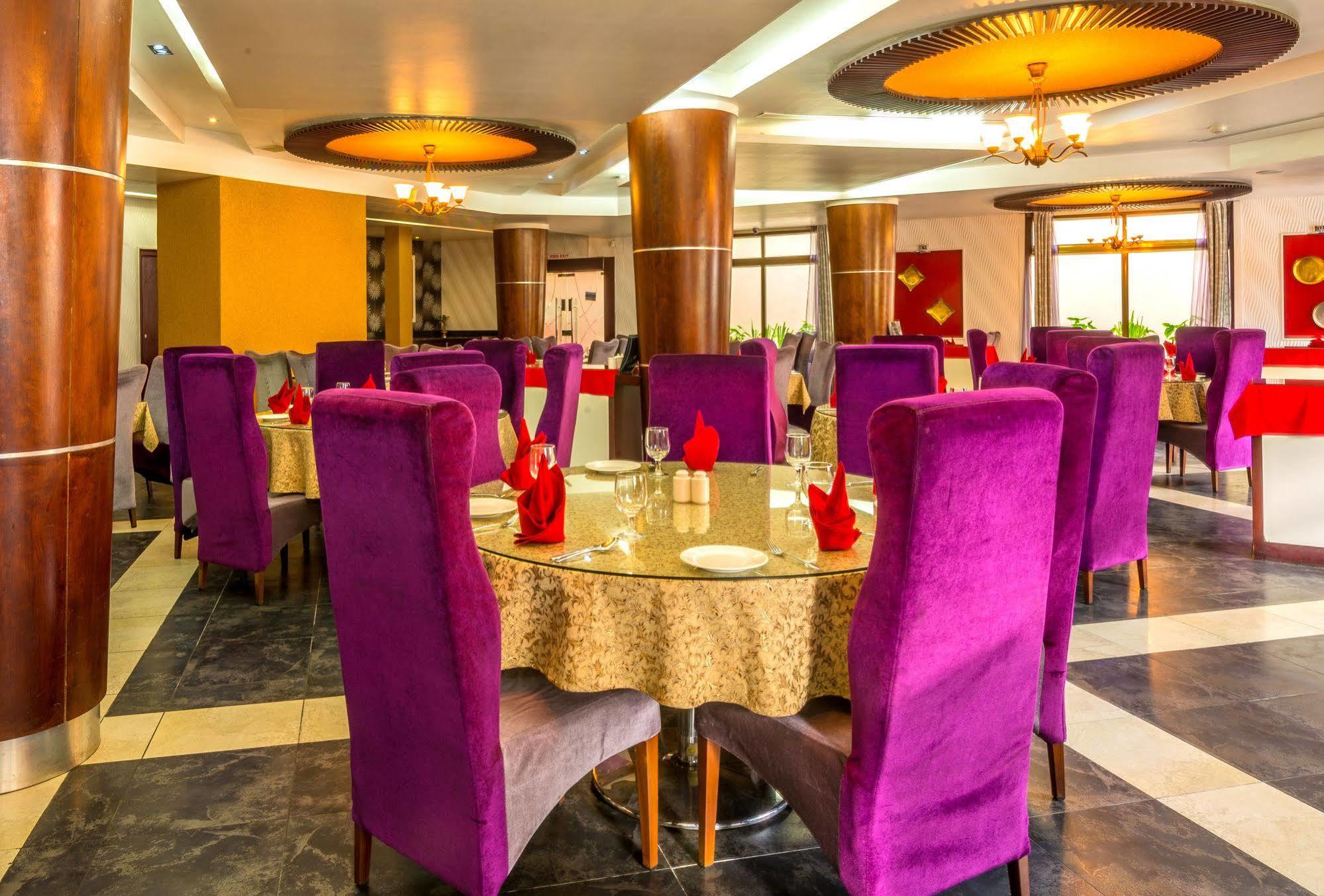 Peninsula Готель 4*